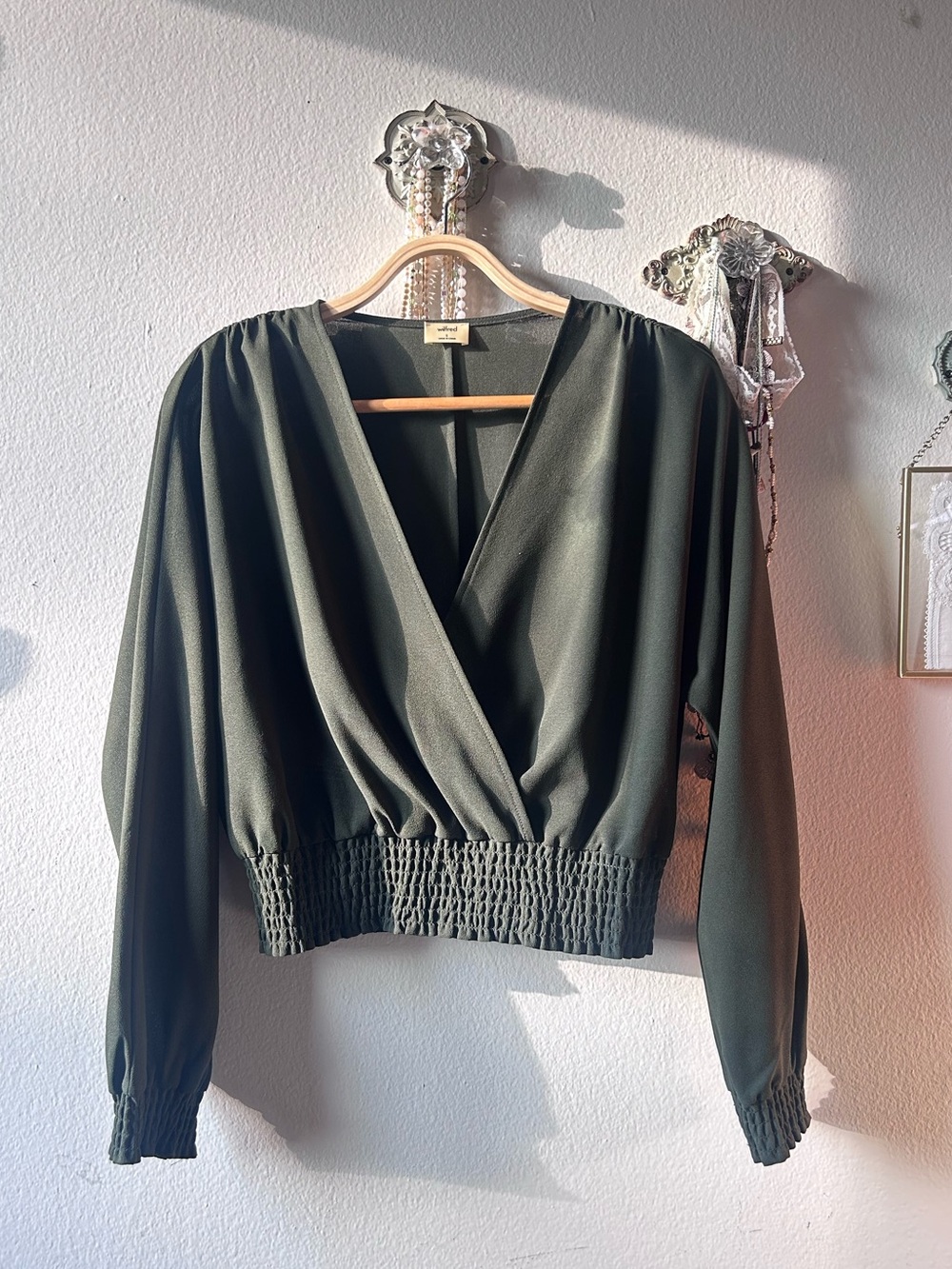 Aritzia Wilfred Wistful Blouse